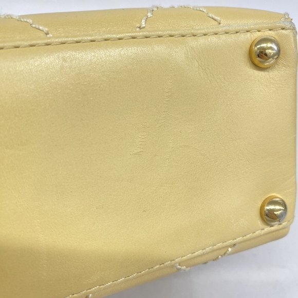 CHANEL Lambskin Beige Tote Bag Wild Stitch 23.5cm x 23cm - Picture 14 of 15